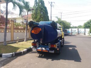 bisnis-sedot-wc-balongpanggang