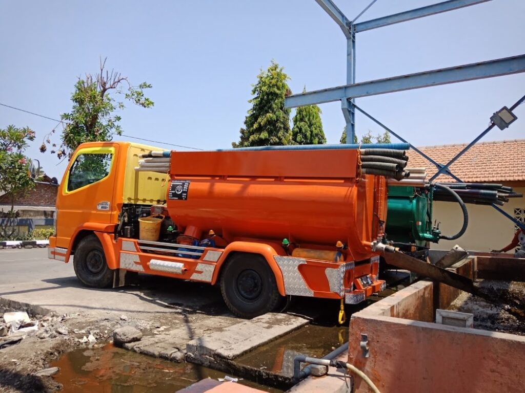 sedot-wc-balongpanggang